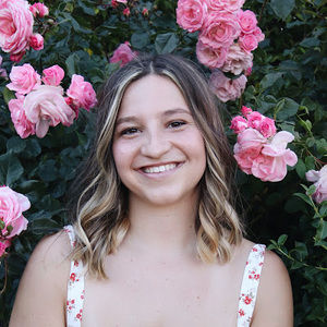 Meet your Posher, Lauren